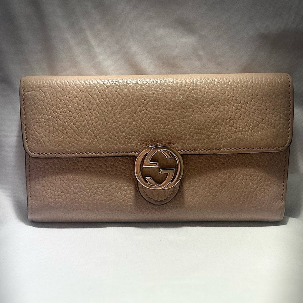 GUCCI Interlocking G Wallet